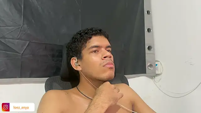 jonhsebastiann online show from 30, 5, 2026