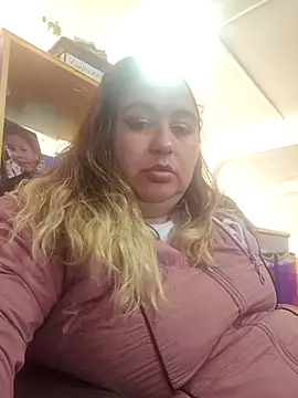 Snapshot of curvy_diva_ chatting on 1, 10, 2025 curvy diva online show from 1, 10, 2025