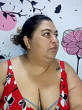 Snapshot of curvy_diva_ chatting on 12, 10, 2025 curvy diva online show from 12, 10, 2025