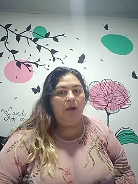 Snapshot of curvy_diva_ chatting on 17, 10, 2025 curvy diva online show from 17, 10, 2025