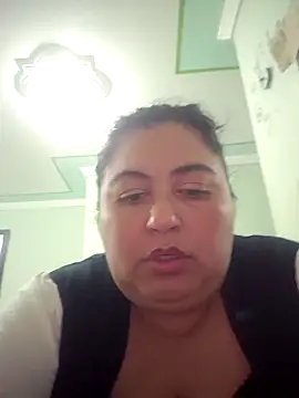 Snapshot of curvy_diva_ chatting on 21, 10, 2025 curvy diva online show from 21, 10, 2025