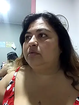 Snapshot of curvy_diva_ chatting on 10, 11, 2025 curvy diva online show from 10, 11, 2025