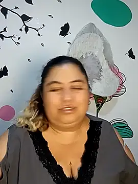 Snapshot of curvy_diva_ chatting on 1, 12, 2025 curvy diva online show from 1, 12, 2025