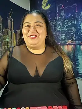 curvy diva  online show from 14, 4, 2026