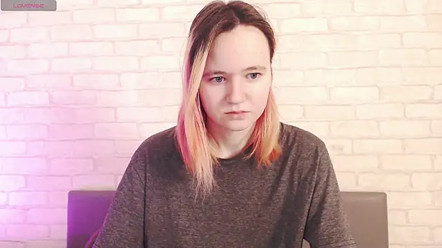 Ericha Stone online show from 2, 4, 2026