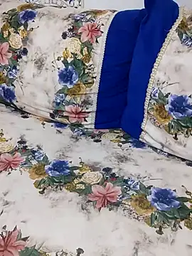 Snapshot of Mayamimi chatting on 29, 10, 2025 Mayamimi online show from 29, 10, 2025