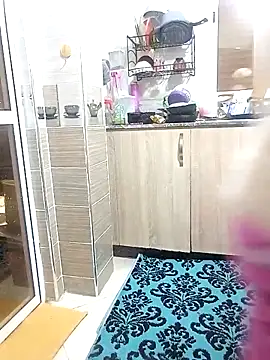 Snapshot of Mayamimi chatting on 16, 12, 2025 Mayamimi online show from 16, 12, 2025