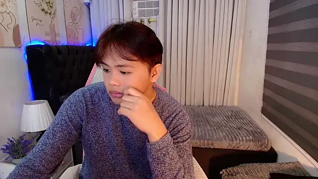 Manhattan men online show from 27, 11, 2025