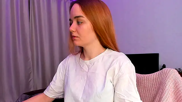 JanetShy online show from 2, 12, 2025