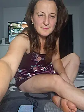 Fluturas2 online show from 25, 9, 2025