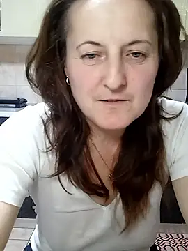 Fluturas2 online show from 2, 11, 2025