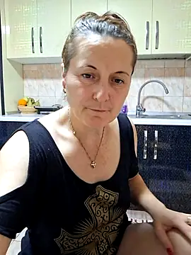 Fluturas2 online show from 6, 11, 2025