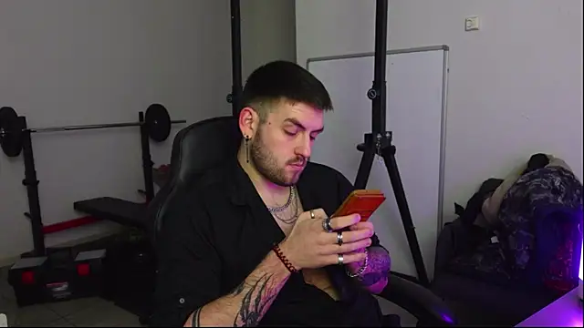 Snapshot of Mike_Platano chatting on 16, 12, 2025 Mike Platano online show from 16, 12, 2025