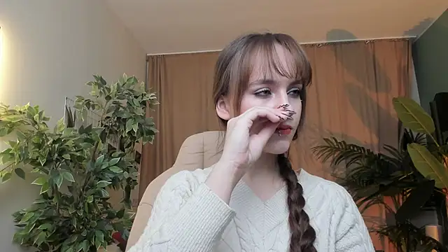 Snapshot of Jamie_Chung chatting on 14, 12, 2025 Jamie Chung online show from 14, 12, 2025