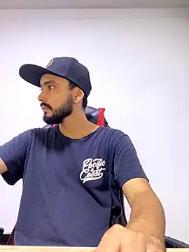 cristopher wallacee online show from 7, 10, 2025