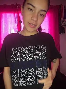 Snapshot of blinkiii_ chatting on 30, 11, 2025 blinkiii online show from 30, 11, 2025