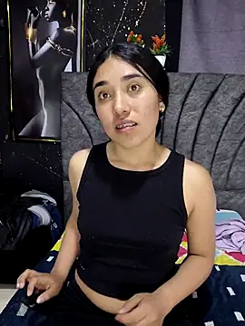 Snapshot of AmberGold- chatting on 20, 9, 2025 AmberGold- online show from 20, 9, 2025