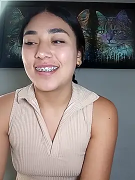 Snapshot of AmberGold- chatting on 30, 9, 2025 AmberGold- online show from 30, 9, 2025