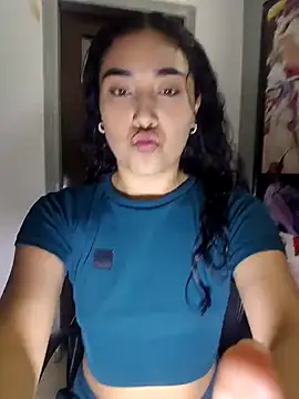 Snapshot of AmberGold- chatting on 27, 11, 2025 AmberGold- online show from 27, 11, 2025