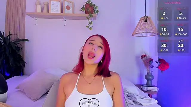 Snapshot of Cristalfoxy_ chatting on 13, 12, 2025 Cristalfoxy online show from 13, 12, 2025