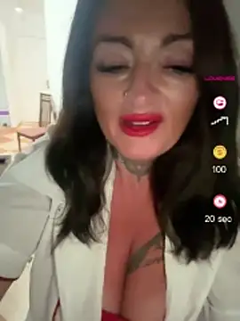 Snapshot of IrishmilfAnna chatting on 16, 5, 2026 IrishmilfAnna online show from 16, 5, 2026