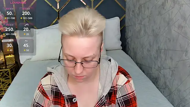 AlexandraGreen online show from 15, 11, 2025