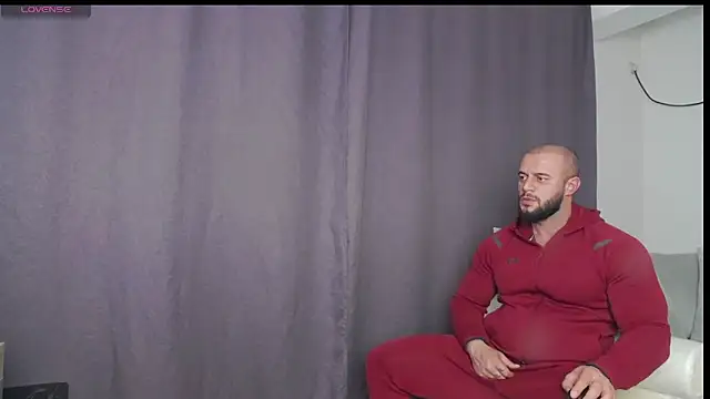 Snapshot of RickyMiami1 chatting on 2, 11, 2025 RickyMiami1 online show from 2, 11, 2025