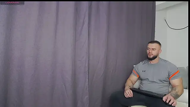 Snapshot of RickyMiami1 chatting on 19, 2, 2026 RickyMiami1 online show from 19, 2, 2026