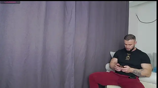 Snapshot of RickyMiami1 chatting on 28, 2, 2026 RickyMiami1 online show from 28, 2, 2026