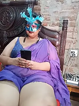 Snapshot of Tanisha-Chy chatting on 12, 7, 2026 Tanisha-Chy online show from 12, 7, 2026