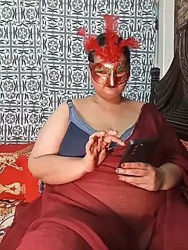 Snapshot of Tanisha-Chy chatting on 16, 7, 2026 Tanisha-Chy online show from 16, 7, 2026
