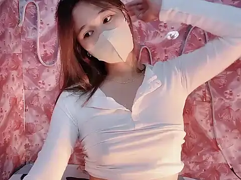 Snapshot of Miumiu028 chatting on 5, 12, 2025 Miumiu028 online show from 5, 12, 2025