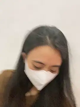 Snapshot of Mochi21 chatting on 3, 10, 2025 Mochi21 online show from 3, 10, 2025