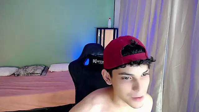 dilan hott  online show from 9, 9, 2025