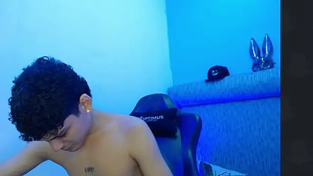 dilan hott  online show from 24, 2, 2026