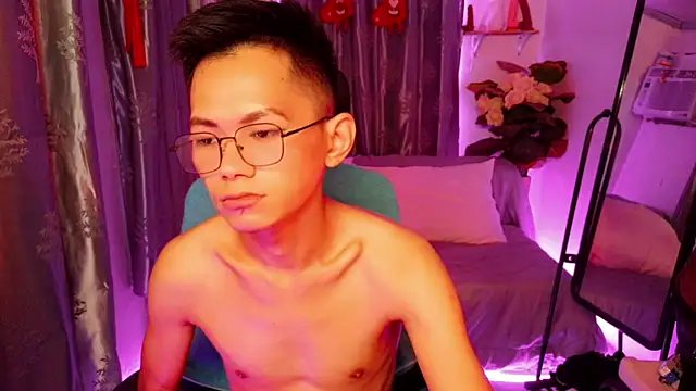 Skinny CumLoader69 online show from 1, 12, 2025