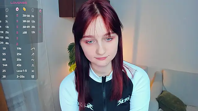 KatyKufel online show from 5, 12, 2025