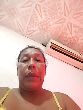 Naomi-Mature online show from 25, 11, 2025