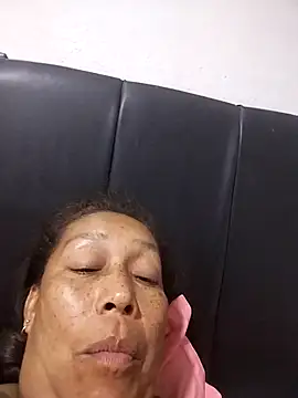 Naomi-Mature online show from 1, 2, 2026