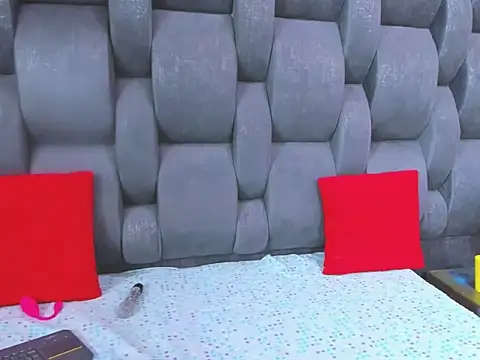 valerythompsonper online show from 16, 1, 2026