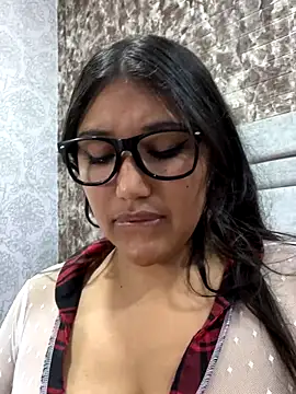Snapshot of SharaRous chatting on 27, 9, 2025 SharaRous online show from 27, 9, 2025