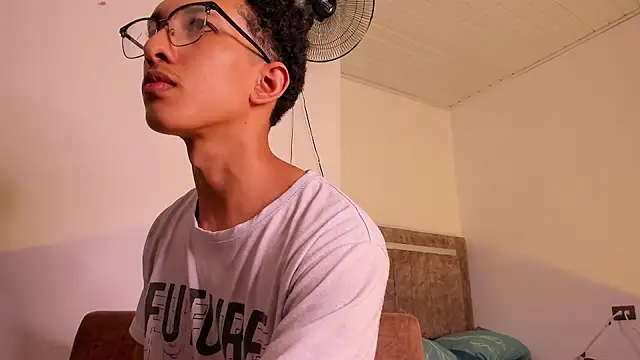 Snapshot of Cj_davis_ chatting on 4, 10, 2025 Cj davis online show from 4, 10, 2025