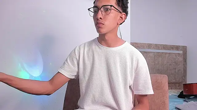 Snapshot of Cj_davis_ chatting on 11, 10, 2025 Cj davis online show from 11, 10, 2025