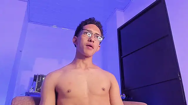 Snapshot of Cj_davis_ chatting on 13, 11, 2025 Cj davis online show from 13, 11, 2025