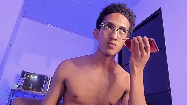 Snapshot of Cj_davis_ chatting on 23, 11, 2025 Cj davis online show from 23, 11, 2025