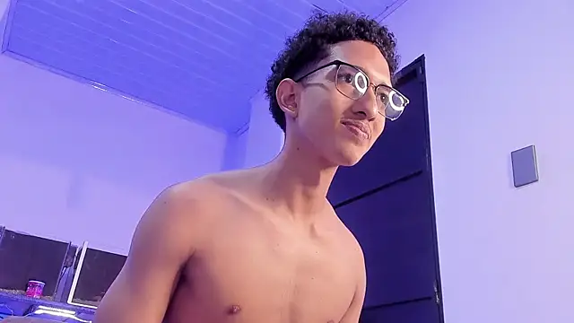 Snapshot of Cj_davis_ chatting on 30, 11, 2025 Cj davis online show from 30, 11, 2025