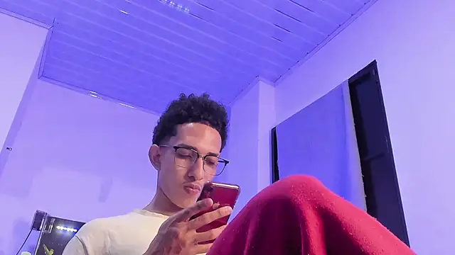 Snapshot of Cj_davis_ chatting on 5, 12, 2025 Cj davis online show from 5, 12, 2025