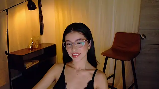 Snapshot of imrose_mar1423 chatting on 7, 10, 2025 imrose mar1423 online show from 7, 10, 2025