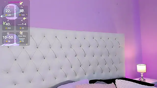 Snapshot of DaniielaV chatting on 15, 9, 2025 DaniielaV online show from 15, 9, 2025