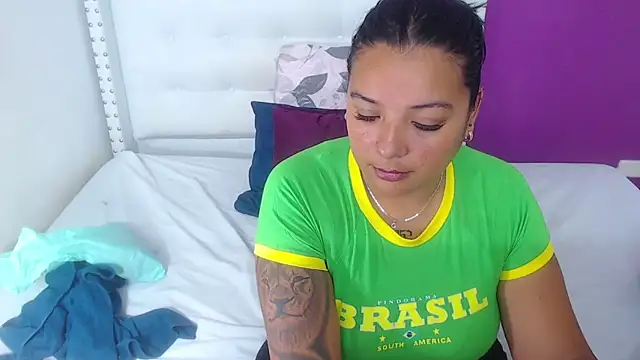 fat naughtyass online show from 15, 1, 2026